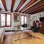 Canal View Suite In Rialto By Wonderful Italy