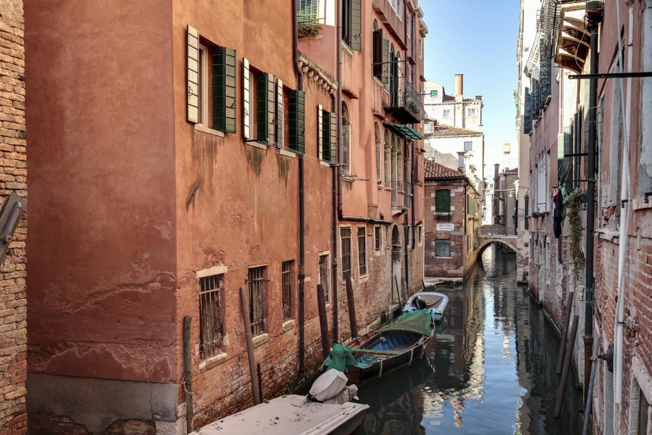 Canal View In Rialto Appartamento